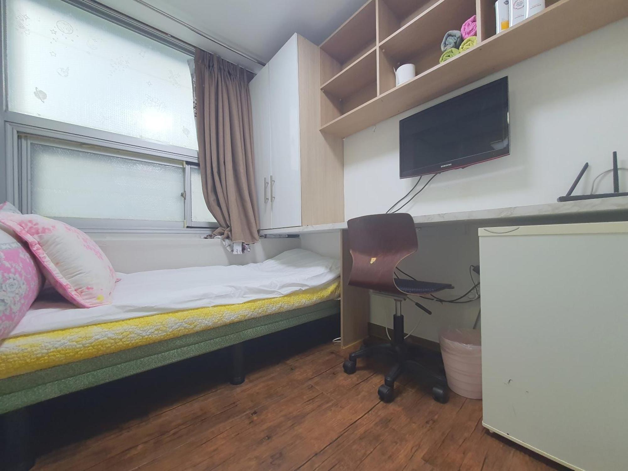 Sinsa Stay- Female Only Seoul