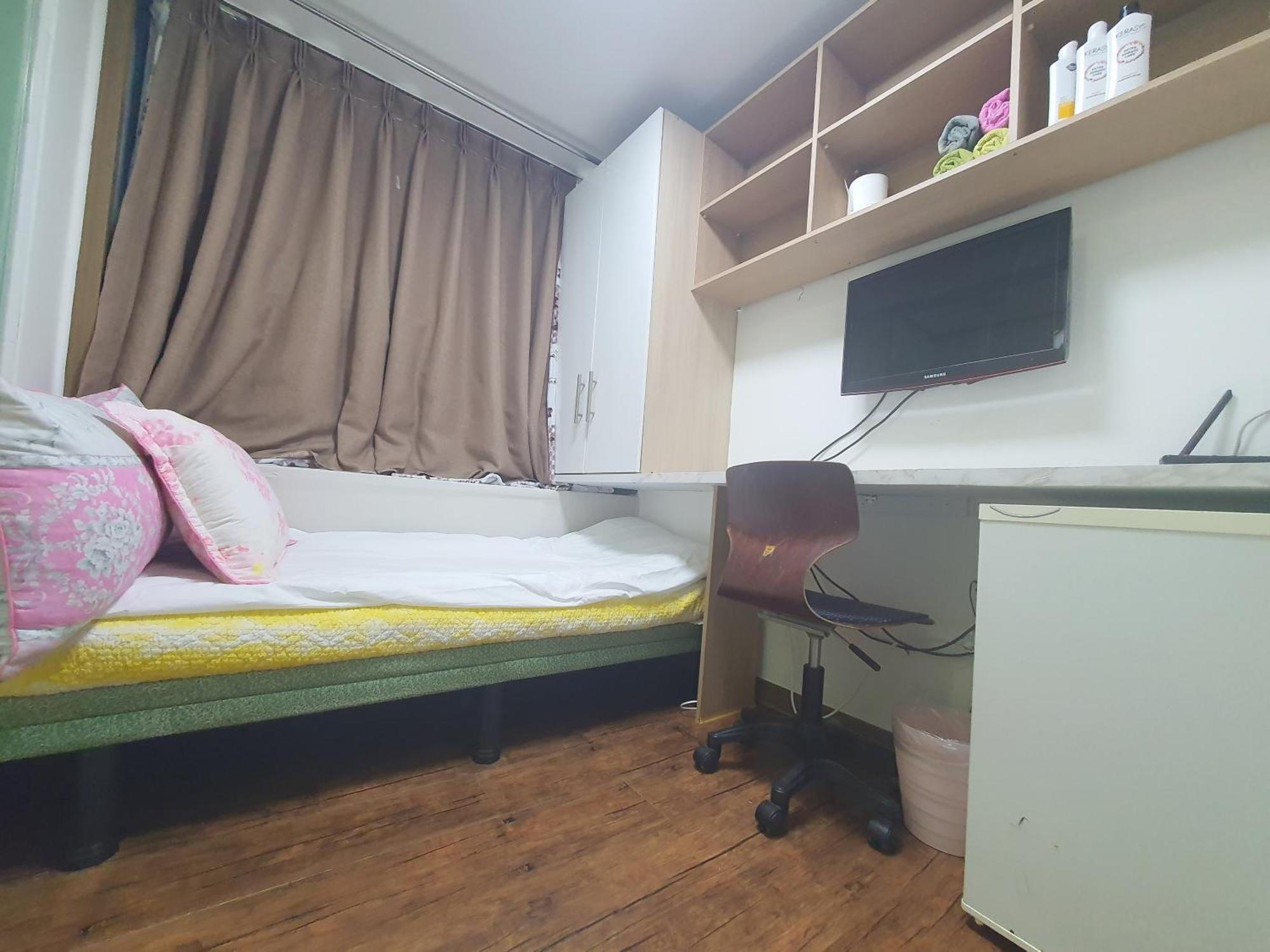 Guest house Sinsa Stay- Female Only