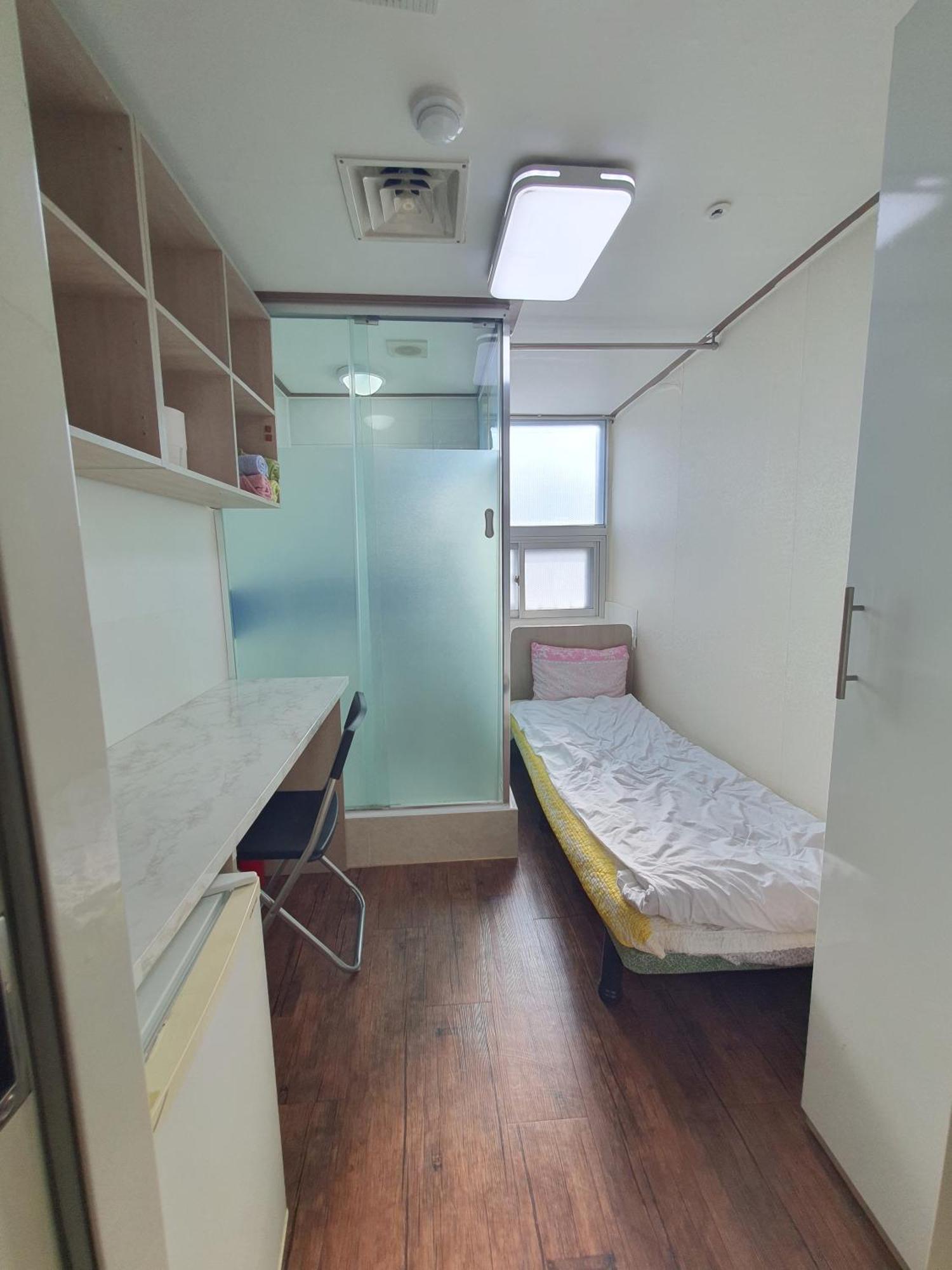 Sinsa Stay- Female Only Guest house